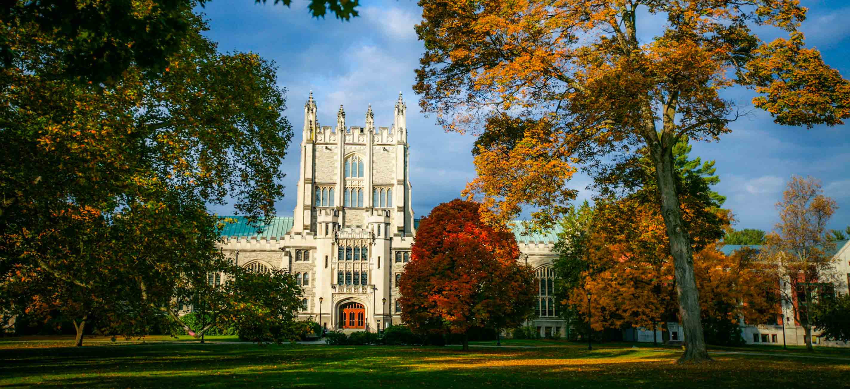 The Thompson Memorial Library and quad on a bright fall day
