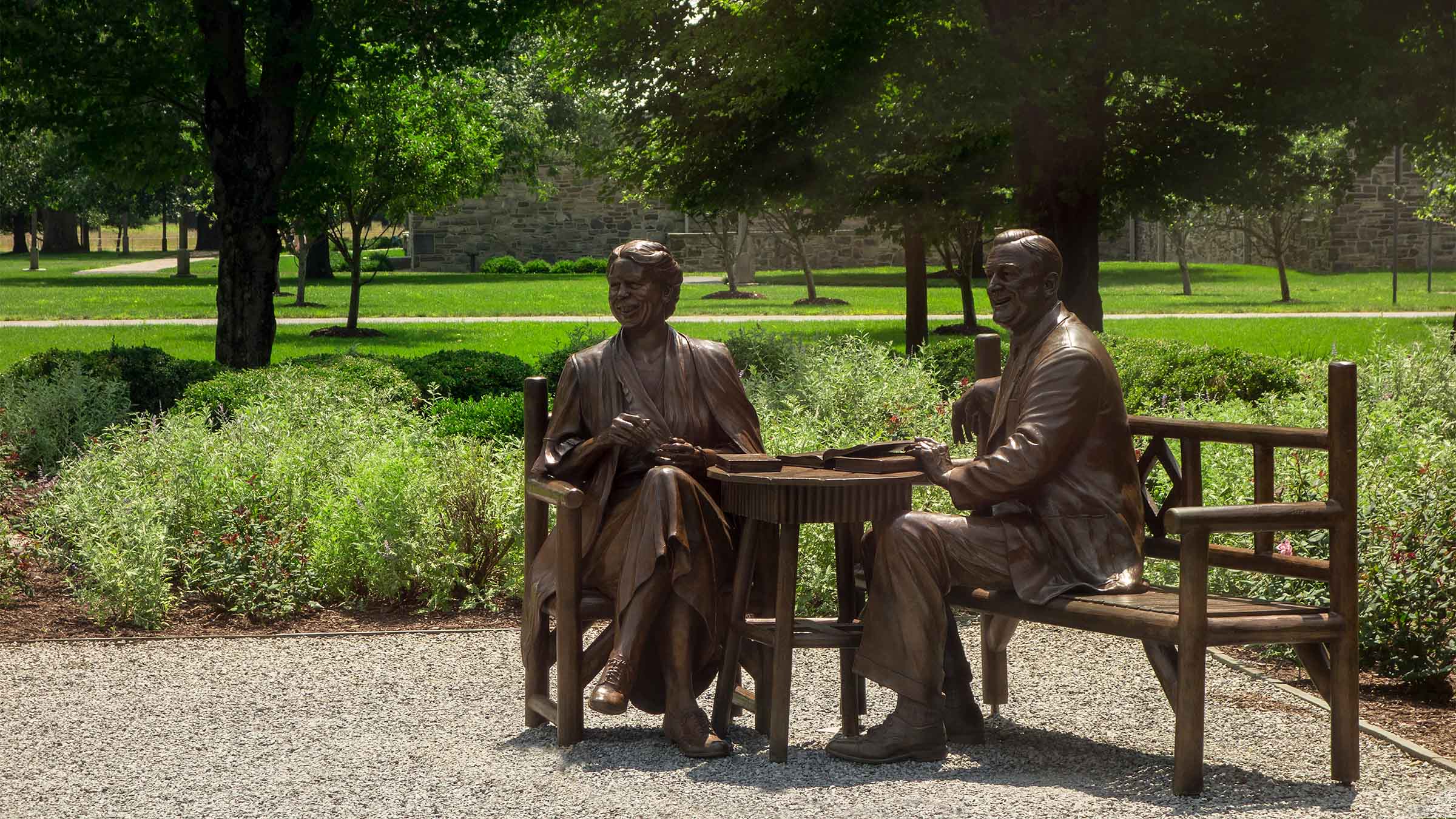 The bronze statue of Franklin and Eleanor Roosevelt