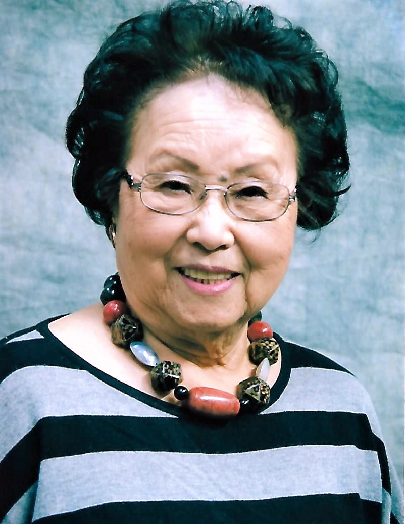 Headshot of Yin-Lien C. Chin.