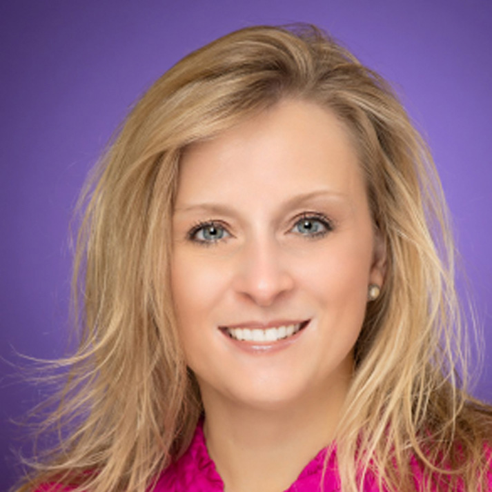 Photo portrait of Kara Vuic.