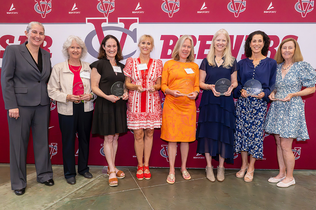 women-v1156-066-enhanced-nr_copy.jpg