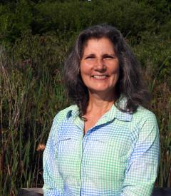 Headshot of Lynn Christenson