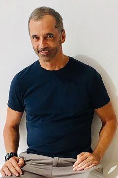 portrait of David Kennerley