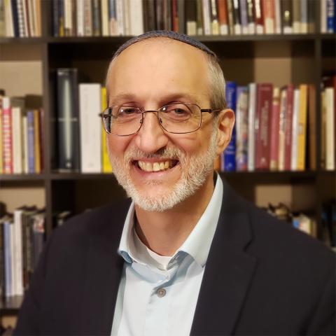 Oren Stier headshot