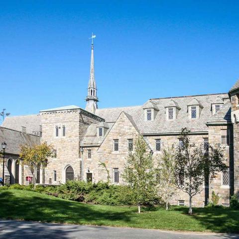 Exterior view of Skinner Hall on Vassar campus