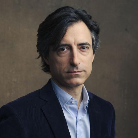 Headshot of Noah Baumbach.