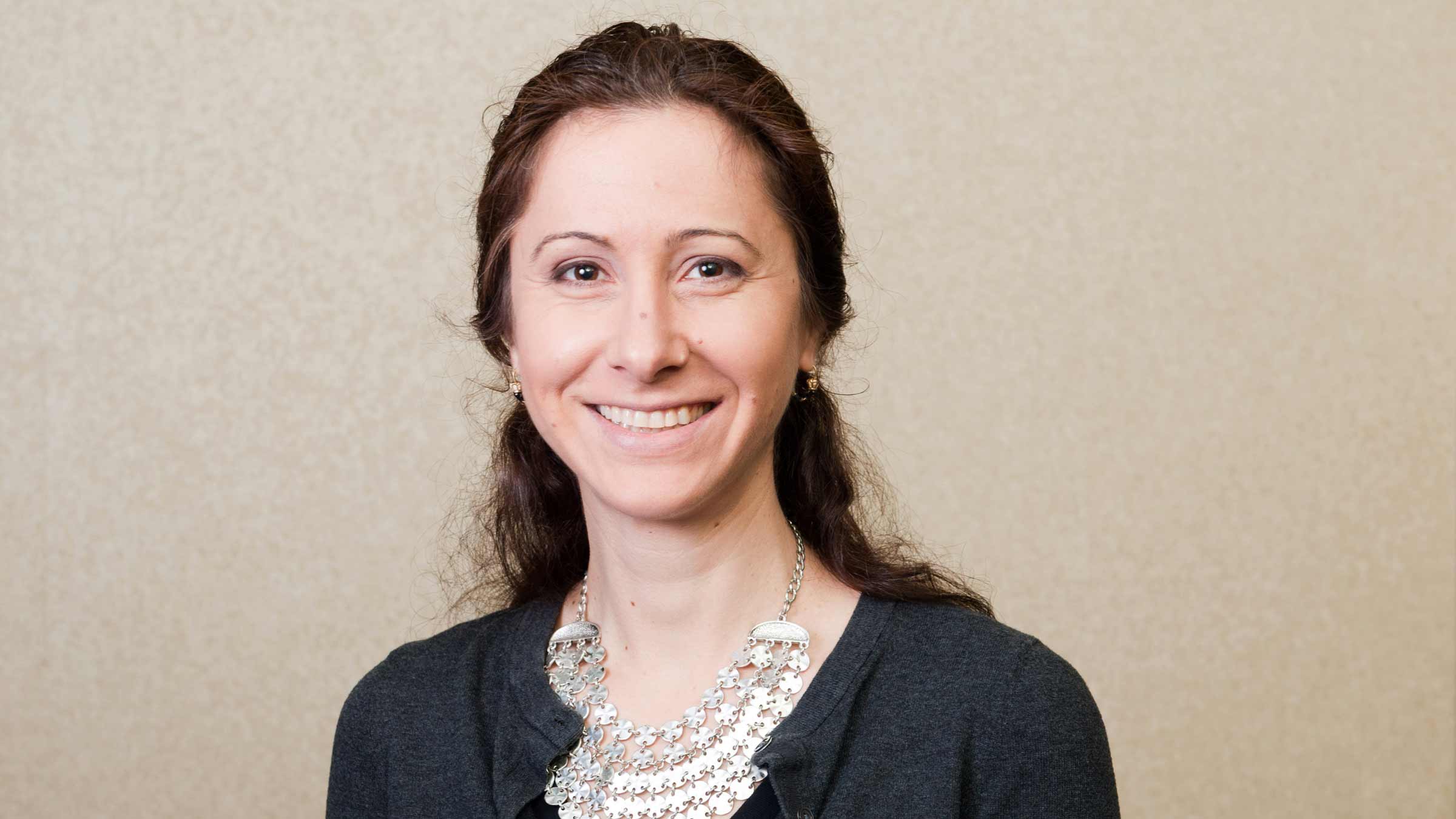 Грант, оливия. Лила грант фото. Маккензи фой без макияжа и фотошопа. Анна паркер. Маккензи шилдс.